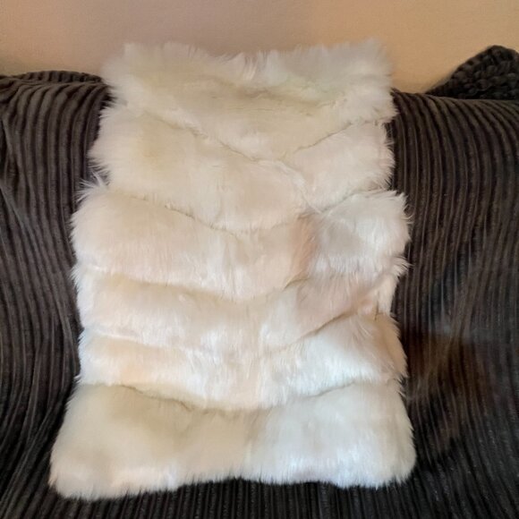 White 100% Ostrich Hair Fur Trim Sleeveless Lined Open Front Vest - Picture 12 of 13